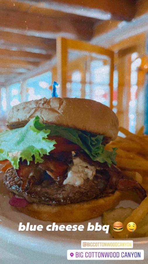 Silver Fork Lodge & Restaurant Brighton エクステリア 写真