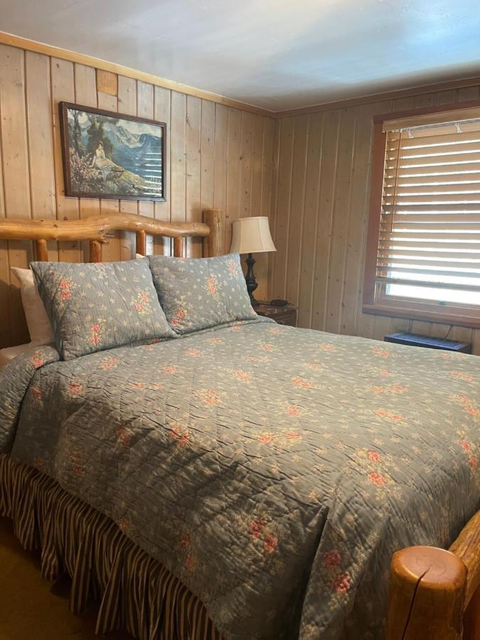 Silver Fork Lodge & Restaurant Brighton エクステリア 写真